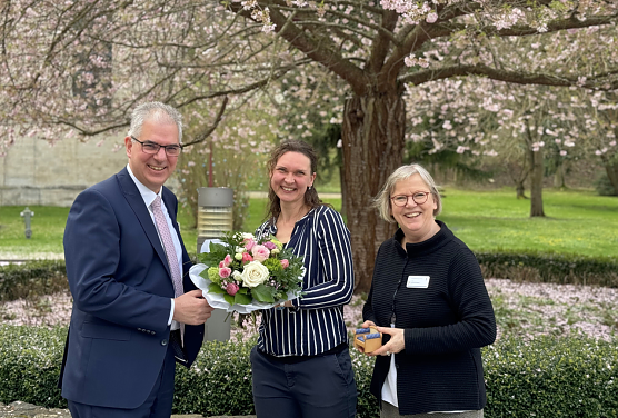 v.l.: Dr. Gregor Bett, Nicole Kahl, Dr. med. Dietlind Klaus (Foto: Eichsfeld Klinikum) v.l.: Dr. Gregor Bett, Nicole Kahl, Dr. med. Dietlind Klaus (Foto: Eichsfeld Klinikum)