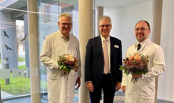 v.l.n.r: Dr. med. Uwe Schotte � &Auml;rztlicher Direktor Eichsfeld Klinikum Reifenstein Dr. Gregor Bett � Gesch&auml;ftsf&uuml;hrer Eichsfeld Klinikum Dr. med. Michael Unzicker - &Auml;rztlicher Direktor Eichsfeld Klinikum Heiligenstadt (Foto: Eichsfeld Klinikum)