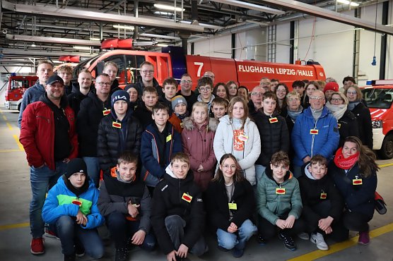 Busfahrt der Jugendfeuerwehr nach Leipzig (Foto: Feuerwehr Heiligenstadt) Busfahrt der Jugendfeuerwehr nach Leipzig (Foto: Feuerwehr Heiligenstadt)