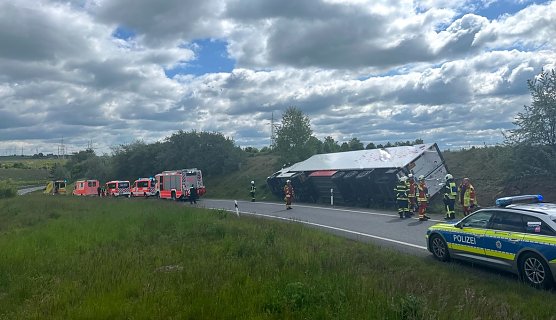 Volltrunken von der Fahrbahn abgekommen (Foto: Autobahnpolizei)