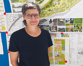 Neu im Team: Beate Riese übernimmt die Leitung der gärtnerischen Abteilung (Foto: I.Kühn) Neu im Team: Beate Riese übernimmt die Leitung der gärtnerischen Abteilung (Foto: I.Kühn)