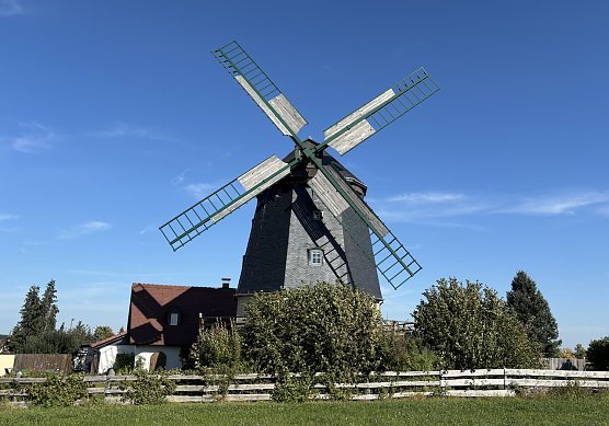Ruhiges Herbstwetter lässt die Mühlen nur gemächlich mahlen (Foto: oas) Ruhiges Herbstwetter lässt die Mühlen nur gemächlich mahlen (Foto: oas)