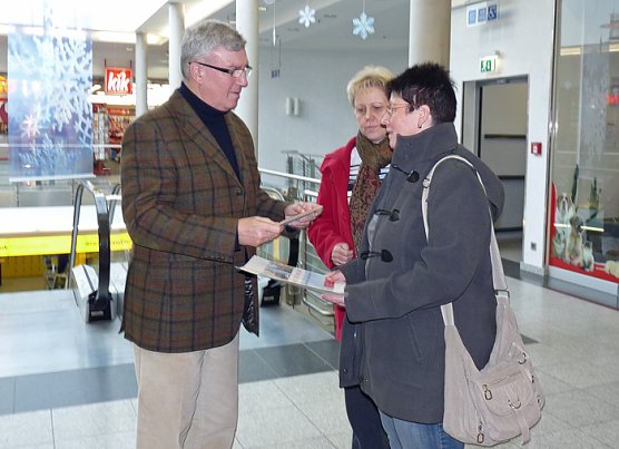 Spendable Sonderhäuser (Foto: Karl-Heinz Herrmann) Spendable Sonderhäuser (Foto: Karl-Heinz Herrmann)