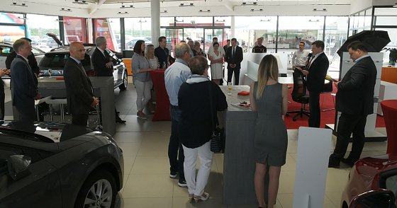 Bild: Er&ouml;ffnung des Showrooms an der Helmestra&szlig;e in Nordhausen