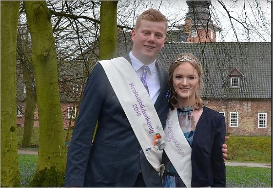 Bild: Krokusbl&uuml;tenk&ouml;nigin und -k&ouml;nig