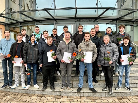 Bild: Ausbildung beendet