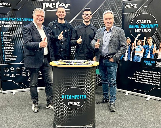 Bild: Von links: Achit T&ouml;lle, Christian Boos, Phillip Hellmund und Marko Wuttke