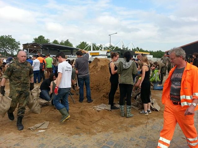 Bild: Sondersh&auml;user Soldaten im Einsatz