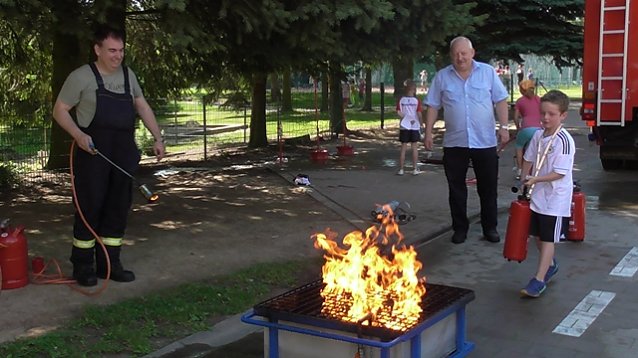 Bild: Schulfest Grundschule Konrad Hentrich