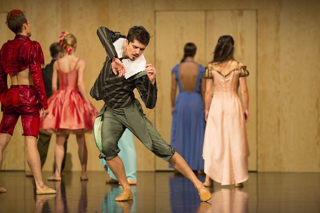 Bild: Andr&aacute;s Dobi, Ballettkompanie in Shakespeare. Ein Ballett.�
