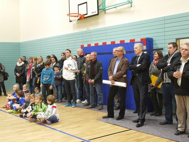 Bild: Einweihung Sporthalle