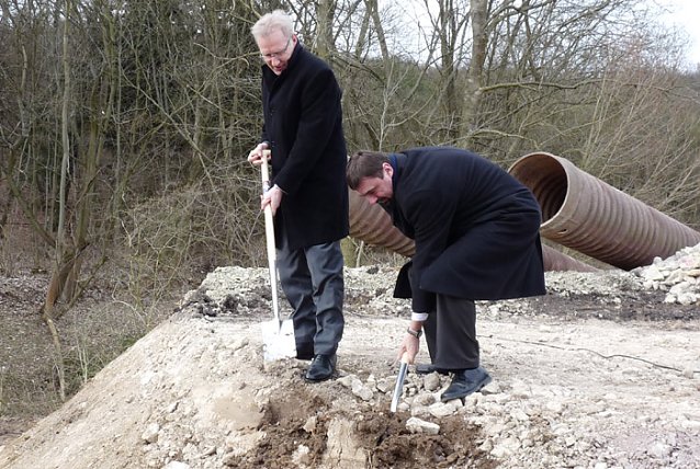 Bild: Spatenstich Br&uuml;cke
