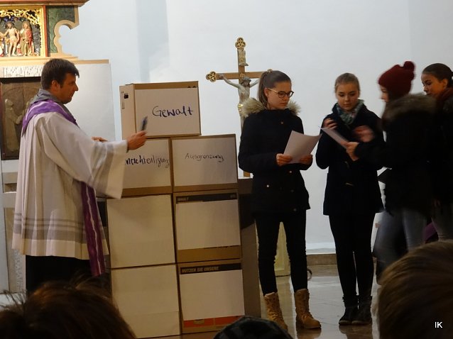 Bild: Friedenslicht - Gottesdienst