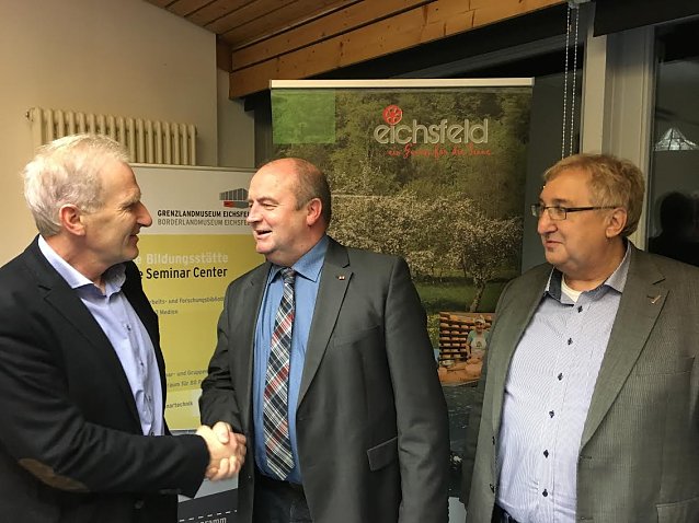 Bild: Gratulation f&uuml;r Gerold Wucherpfennig