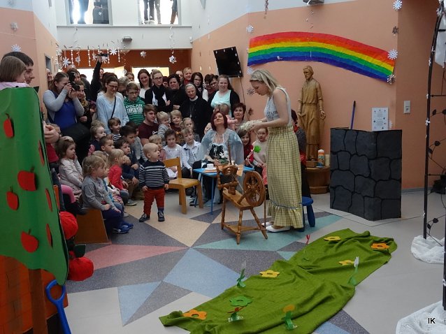 Bild: Frau Holle