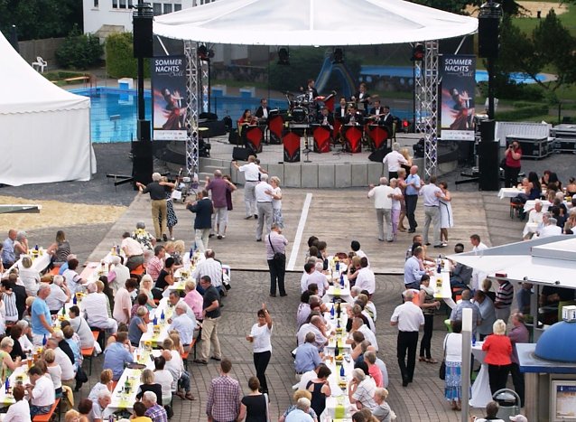 Bild: Sommernachtsball