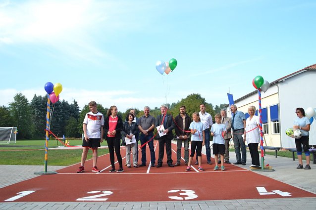 Bild: Sportanlage eingeweiht