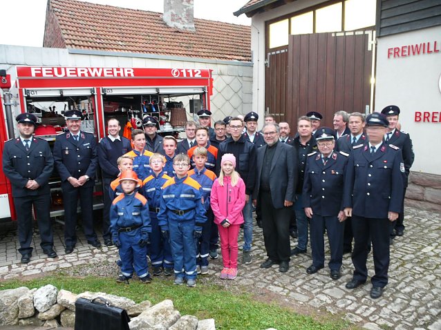 Bild: Segnung Feuerwehrauto