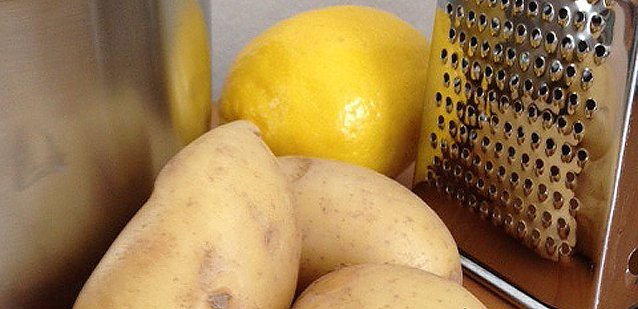 Bild: Wirksam gegen Pickel ist eine Maske aus Kartoffeln und Zitronensaft