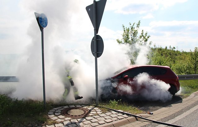 Bild: PKW-Brand