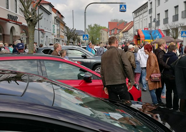 Bild: Automarkt - Archivfoto