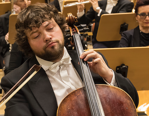 Bild: Sebastian Hennemann und das Loh-Orchester