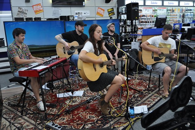 Bild: Sanna mit Band