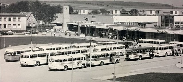 Bild: Busbahnhof vor Spinnerei
