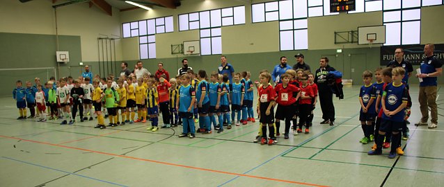 Bild: F-Junioren im Hallencup 2019
