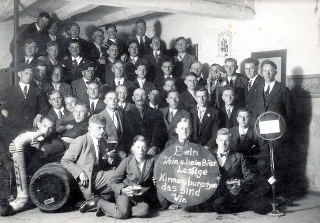 Bild: Kirmesburschen 1933