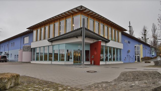 Bild: Leinebad