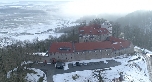 Bild: Burg Scharfenstein im Schnee