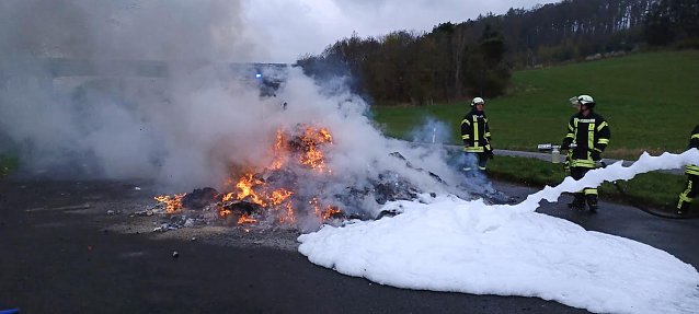 Bild: M&uuml;llbrand heute Vormittag