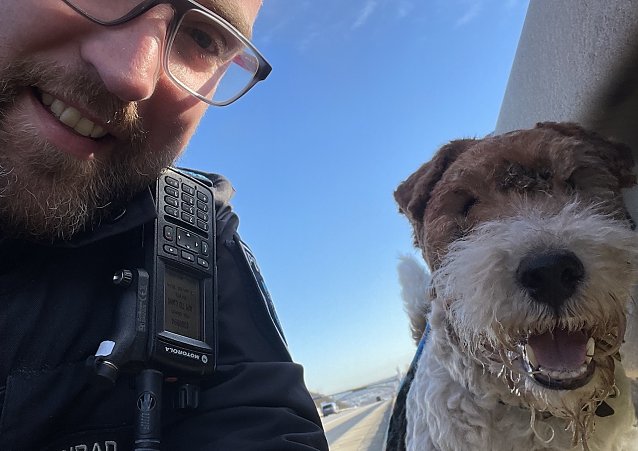 Bild: Ein Hund retteten die Beamten heute fr&uuml;h auf der A 4