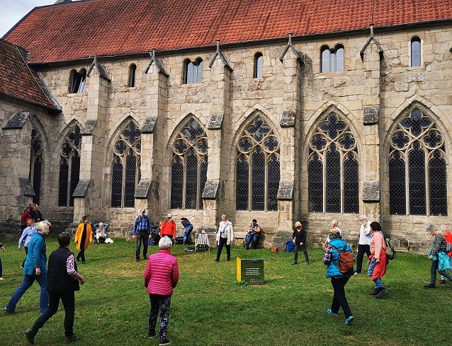 Bild: Der Kreuzgarten im Kloster Walkenried
