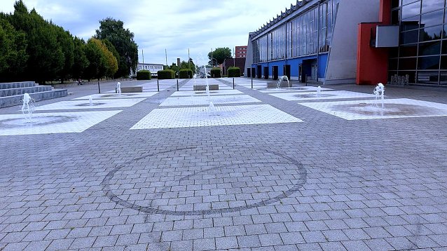 Bild: Leinefelder Springbrunnen sprudelt wieder