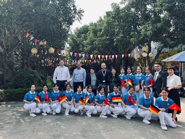 Bild: Auf Delegationsreise in Vietnam