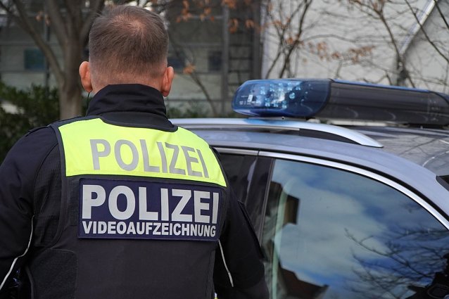 Bild: Erfurter Polizei filmt jetzt die Eins&auml;tze mit