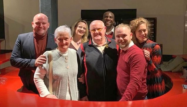 Bild: Foto nach dem Weihnachtskonzert der Fellas im Stocksen in Sondershausen
