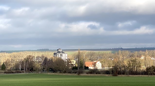 Bild: Das milde, windige und regnerische Wetter h&auml;lt auch &uuml;ber den Jahreswechsel an