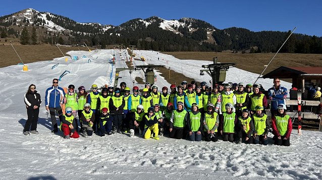 Bild: Ab auf die Piste - eine Woche Abenteuer im Schnee erlebten die Gymnasiasten aus Worbis