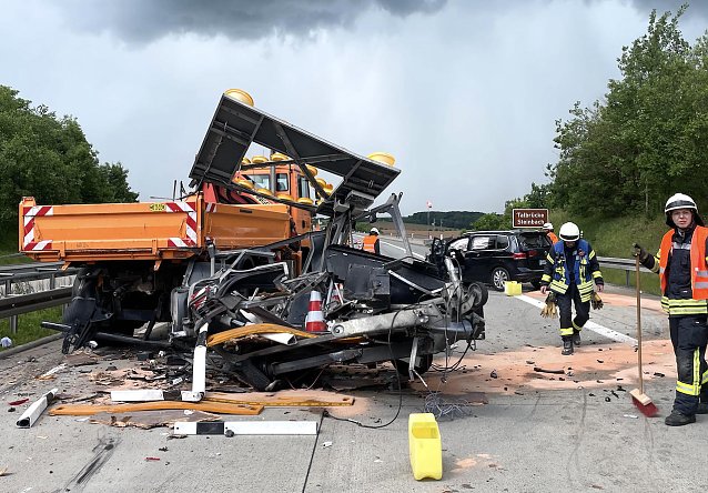 Bild: Schwerer Unfall auf der A 38