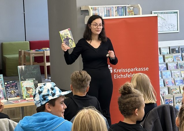 Bild: Projekt "Leseratte" in der Bibliothek