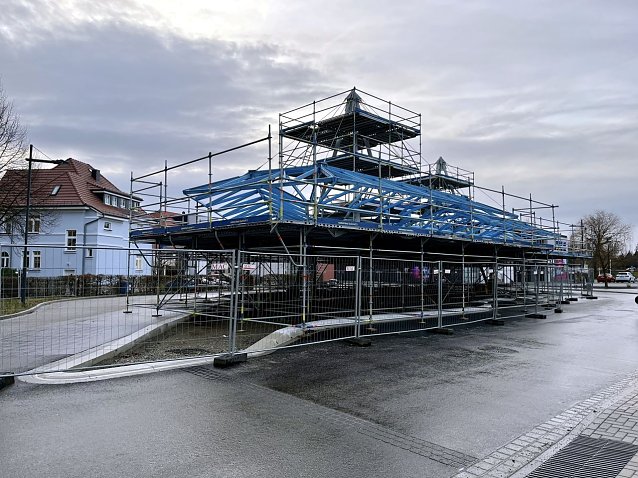 Bild: Einger&uuml;stete Haltestelle am Leinefelder Busbahnhof