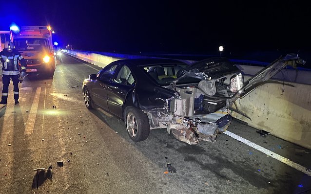 Bild: Schwerer Unfall auf Th&uuml;ringer Autobahn