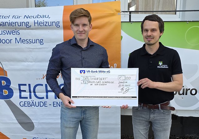 Bild:  Jonas Burghardt von der GEB Eichsfeld und Markus Friedrich vom Stadtteilb&uuml;ro Leinefelde.