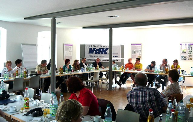 Bild: Blick in die Gespr&auml;chsrunde