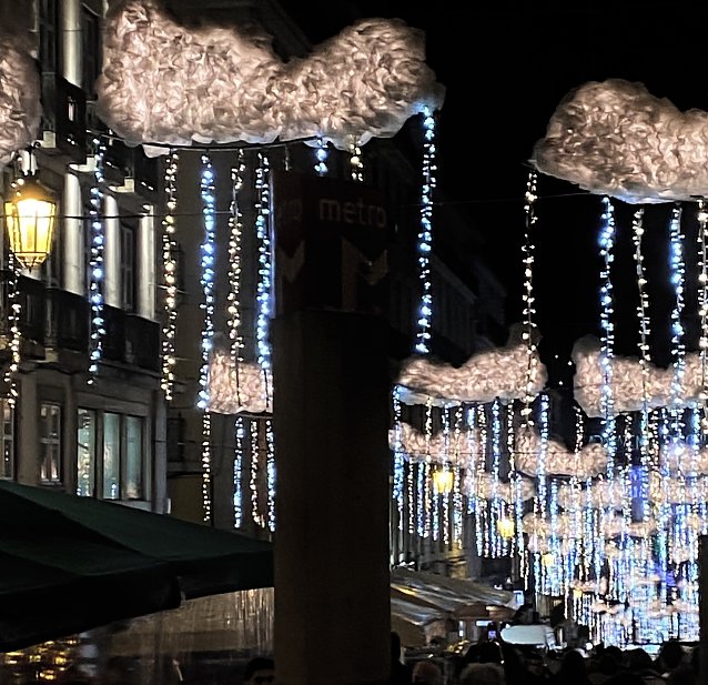 Bild: Schneewolken in Lissabon