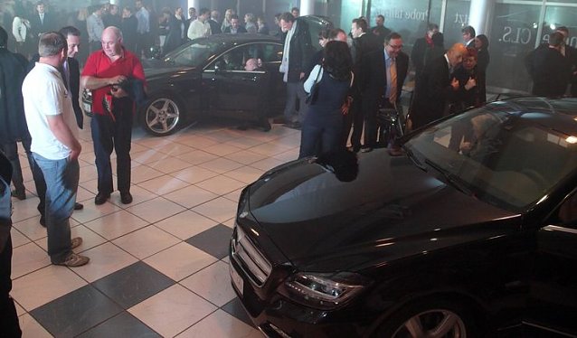 Bild: Neues Auto vorgestellt