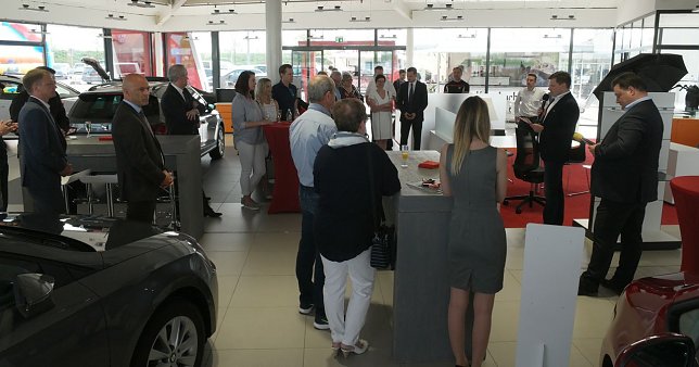Bild: Er&ouml;ffnung des Showrooms an der Helmestra&szlig;e in Nordhausen